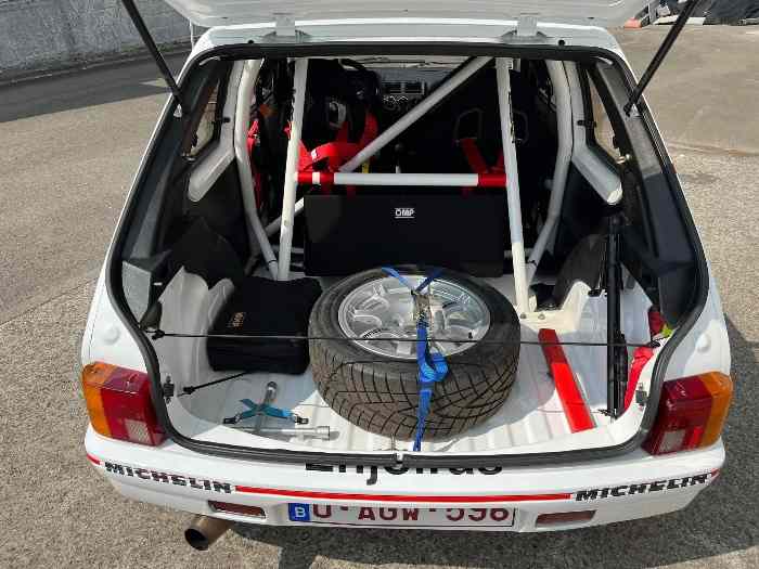 Peugeot 205 gti div1 4