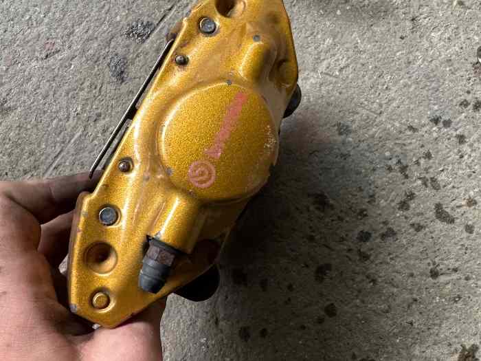 Étrier arrière brembo Subaru sti et FAM hydraulique wilwood 3