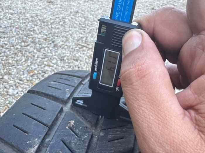 pneus hankook w51 14 pouce 1