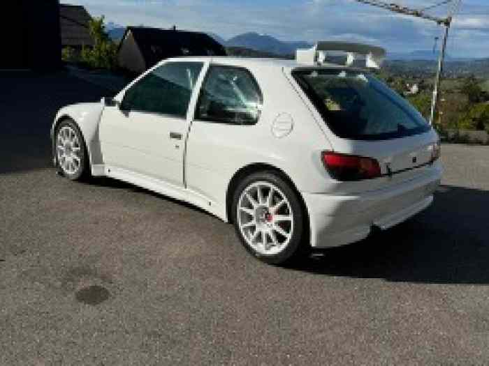 Peugeot 306 maxi . 1