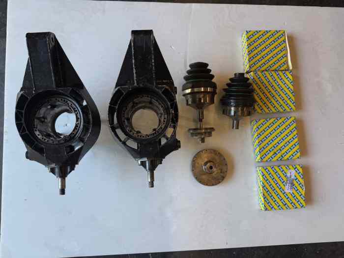 Pivots mecano soudés avec moyeux saxo super 1600 2