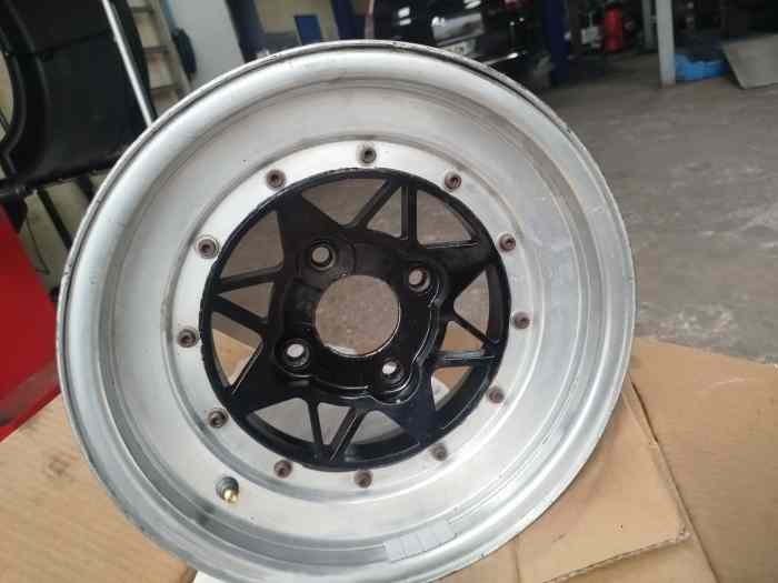 4 jantes pls 4 x 108 largeur 6.5 po avant et 7 pouces arrière centrage 65 mm