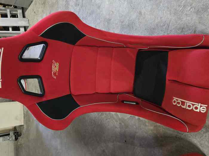 Baquets Sparco REV et Sabelt GT 1