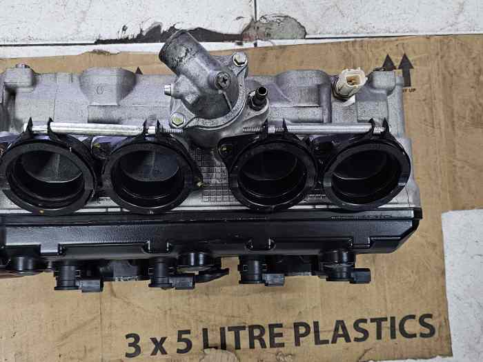 culasse suzuki gsxr1000 2009/2016 1