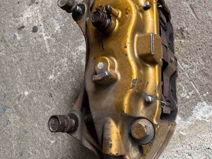 Étrier avant brembo sti 4