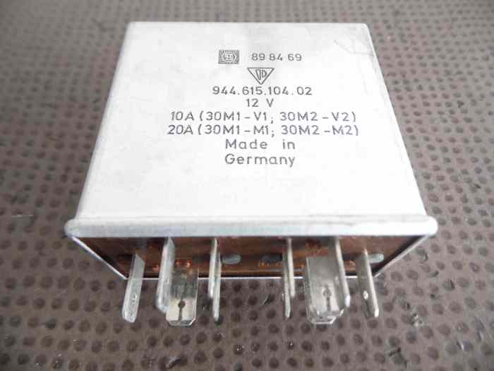RELAIS 94461510402 DOUBLE MOTOVENTILATEUR PORSCHE 944 1