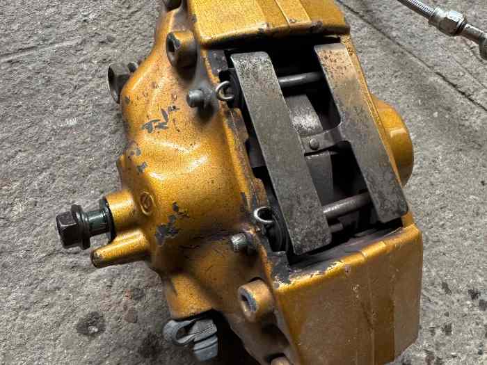 Étrier arrière brembo Subaru sti et FAM hydraulique wilwood 2