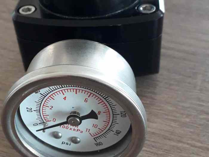 Régulateur pression essence FUELAB 3 voies 0