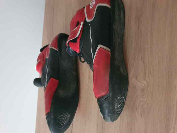 Bottines Sparco noire et rouge 2