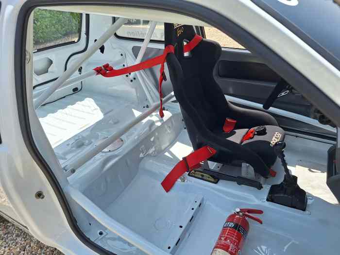 Clio COUPE ex SEVEAU Neuve 2