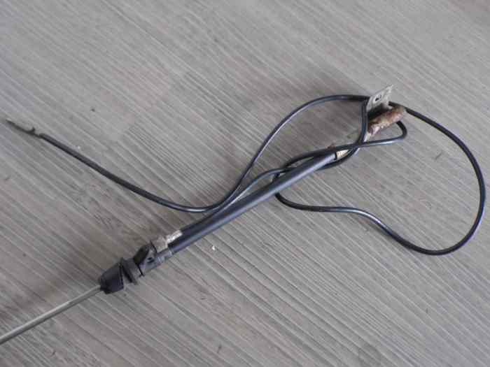 ANTENNE TELESCOPIQUE 477035503A PORSCHE 924 & 944 1