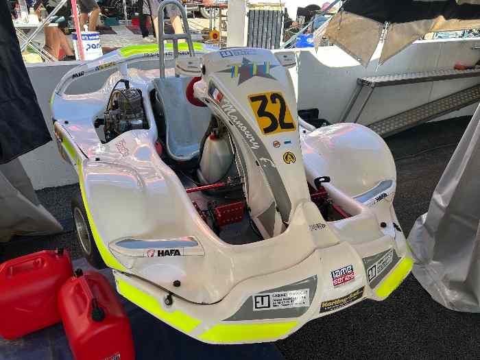 Kart TTI CARBONNE 1