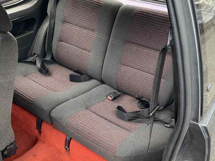 Peugeot 205 GTi 1.6 (mécanique 1.9) 4