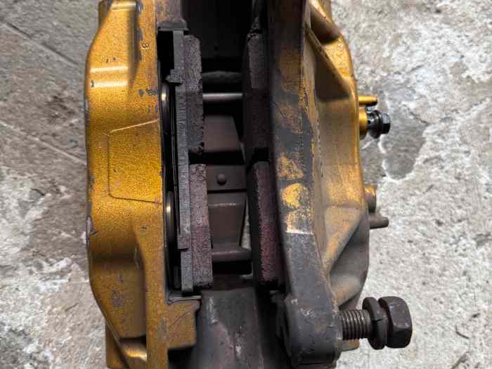 Étrier avant brembo sti 3