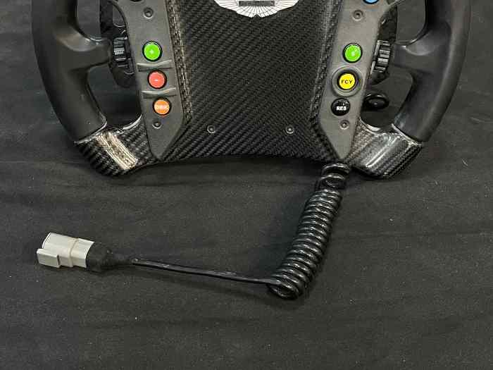 Volant Aston Martin Vantage GT4 17-A 0