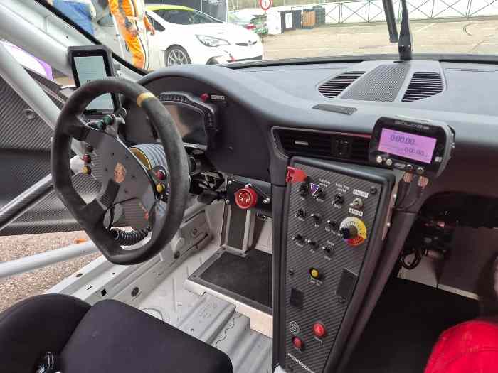 A vendre Porsche 991.1 GT3 CUP 2014 5