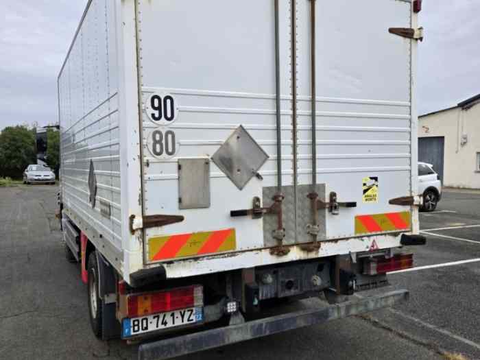 Mercedes atego 918 4