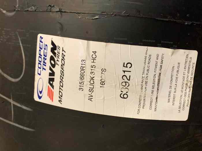 Pneus AVON (245/570 - 315/660) neufs 4