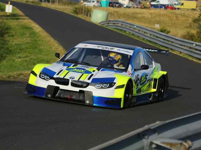 TRACKING RC01B + remorque fermée 4