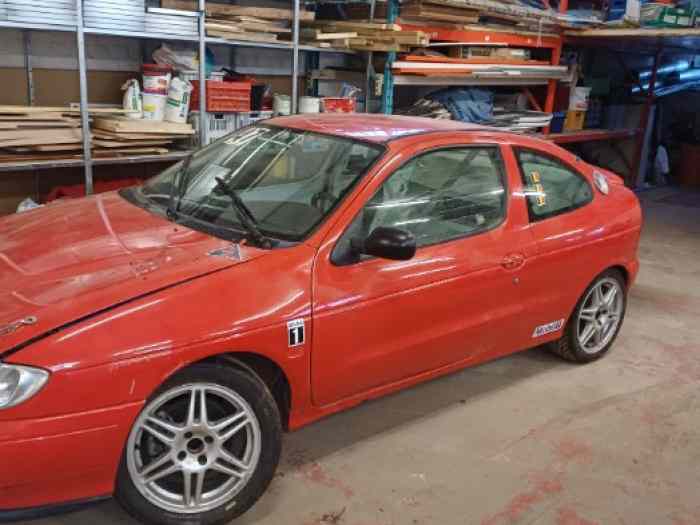 lot de 2 mégane 2.0 16 v 1