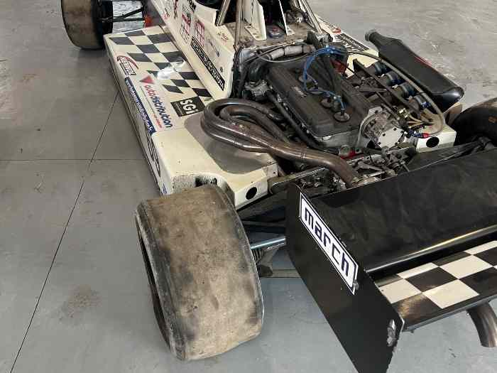 Formule 3 march moteur Toyota 4