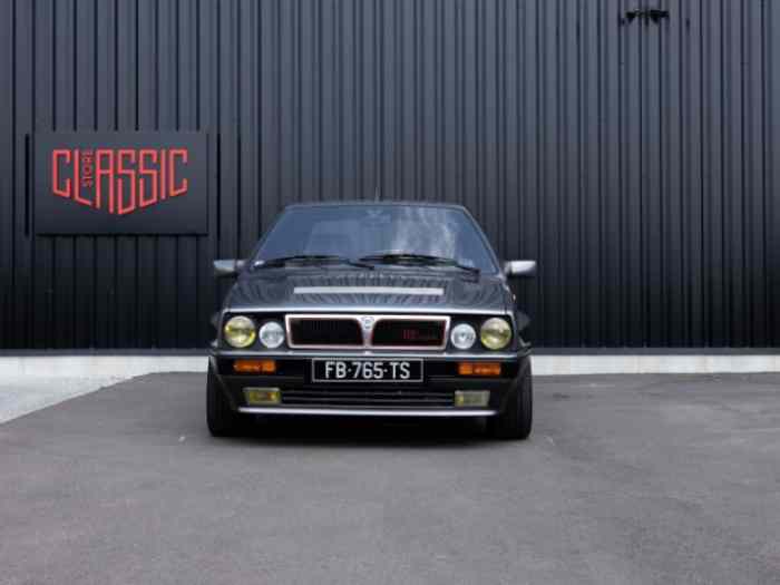 Lancia Delta HF Integrale 16v Stradale 2
