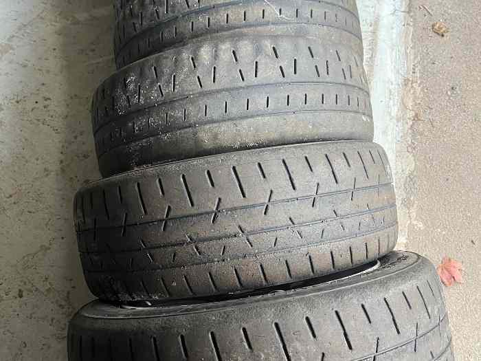 Lot pneus 15 1