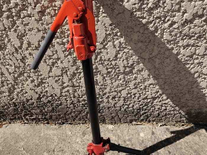 Cric Hydraulique compétition embarqué