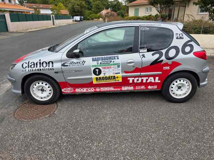 PEUGEOT 206 2.0 HDi 90 Quicksilver 0