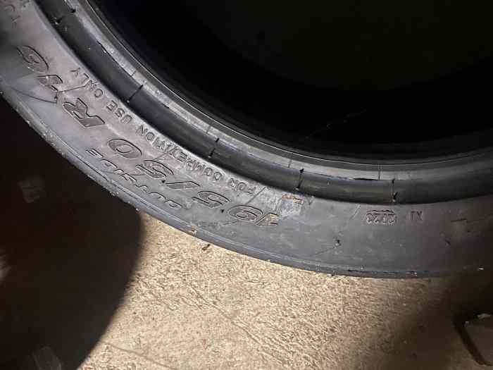 Pirelli 16 pouces 2