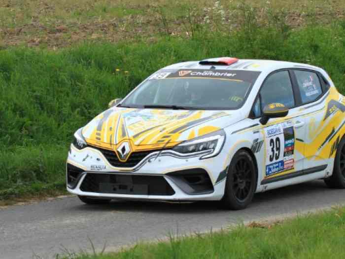 Clio rally 5 - RC5 à vendre 2