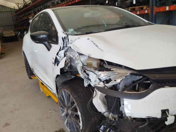 RENAULT CLIO IV RS PH2 TROPHY 2017 1