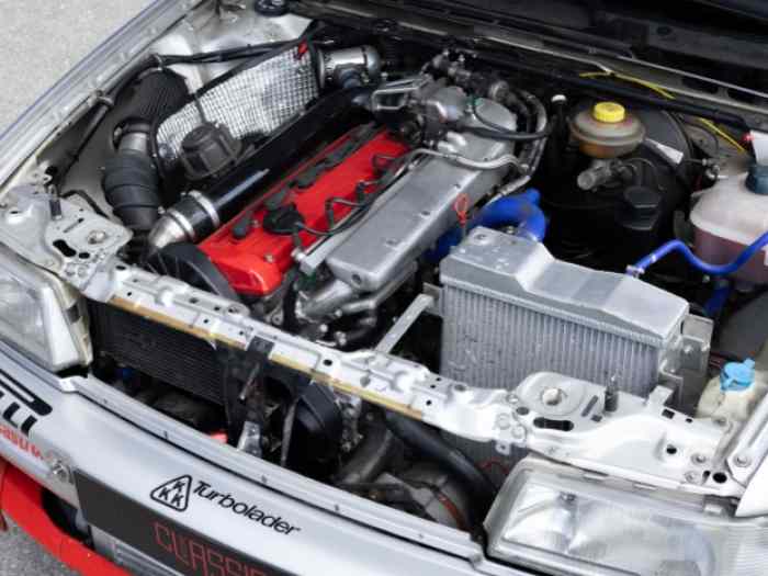 AUDI S2 Coupé 5