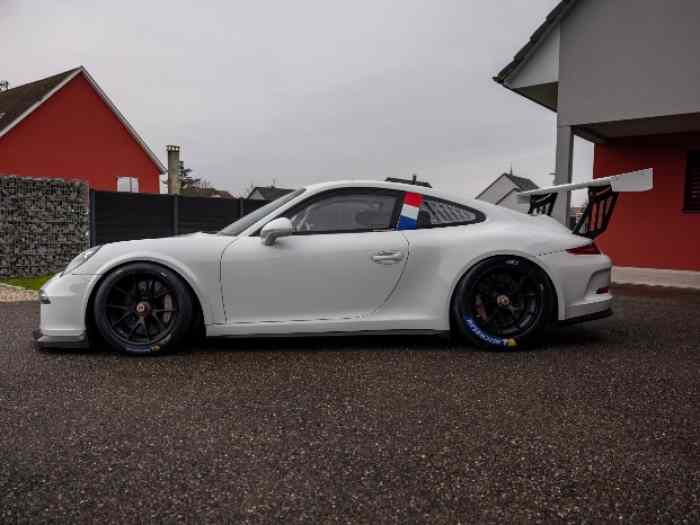 A vendre Porsche 991.1 GT3 CUP 2014 3
