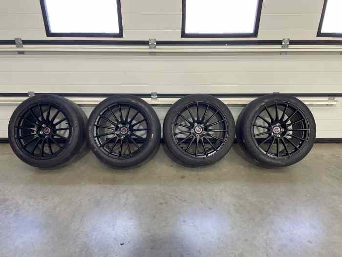 Jantes forgées neuves pour TCR 18x10 (...
