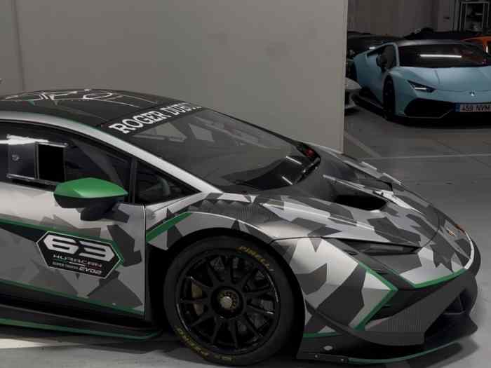 Lamborghini Super Trofeo Evo II 3