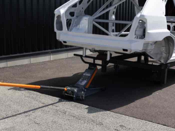 Caisse Lancia Delta HF Integrale 16v – Préparation Rallye Tarmac 3