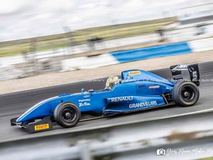 Formule Renault 2.0 0