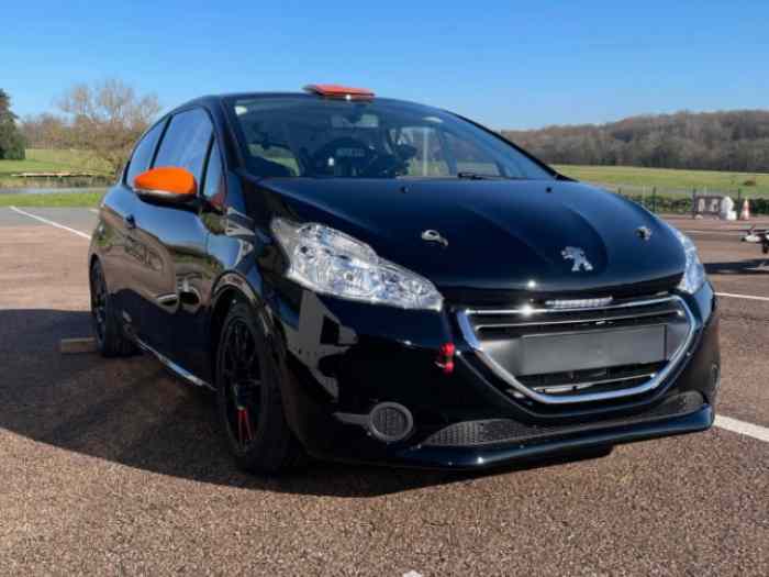 PEUGEOT 208 RACING CUP