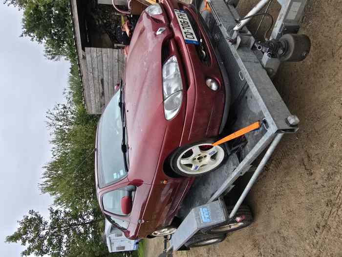 Caisse megane 1 2