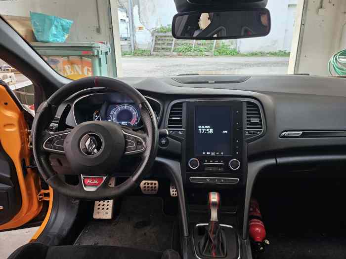 MEGANE 4 RS TROPHY 3