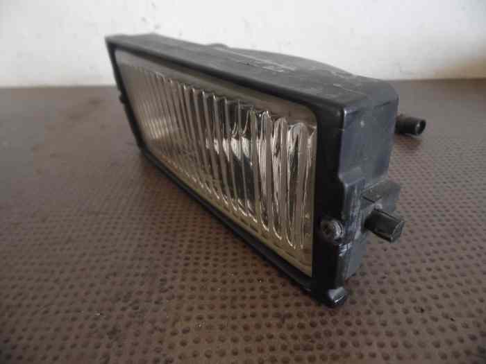 ANTIBROUILLARD DROIT 63171375066 BMW E24 & E23 3