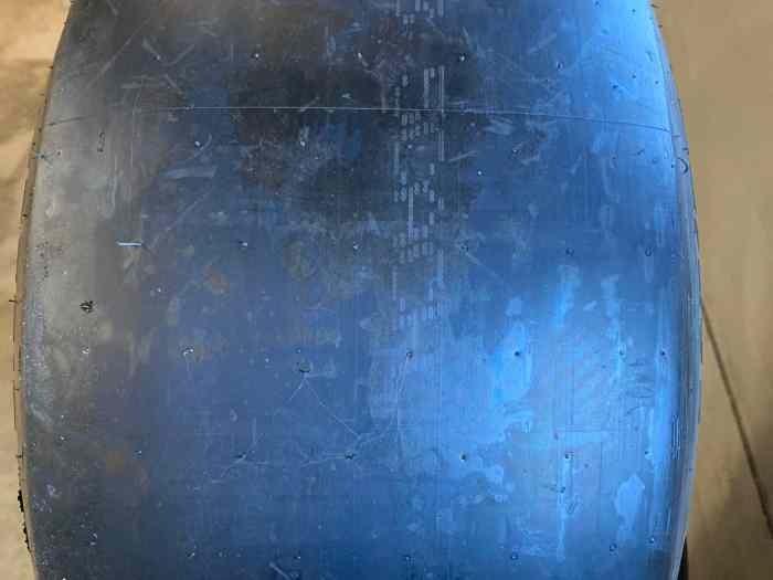 Pneus AVON (245/570 - 315/660) neufs 3