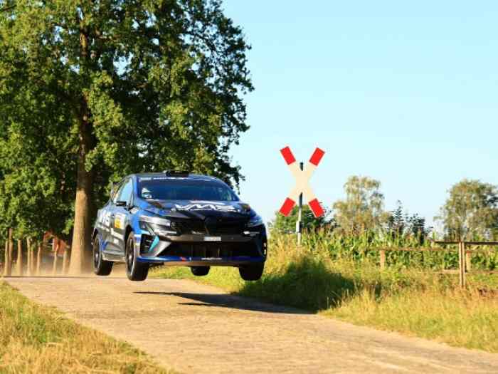 Clio Rally3 / privat / no TAX 0