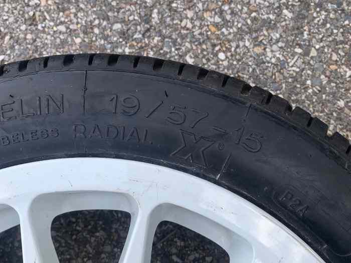 4 Pneus pluie Michelin 19/57-15 pour Clio ;106 ;saxo 1
