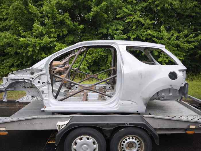 Caisse Citroen DS3 R1 0