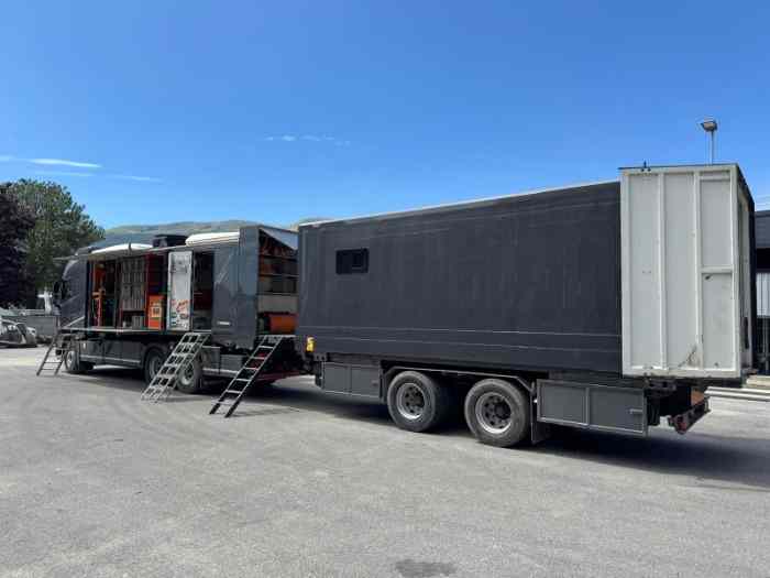 Camion d’assistance VOLVO + remorque Lecitrailer 0