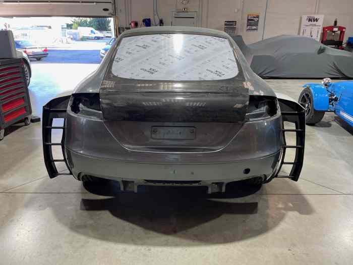 Caisse arceautée homologué FIA et kit large AUDI TT 8J mk2 2