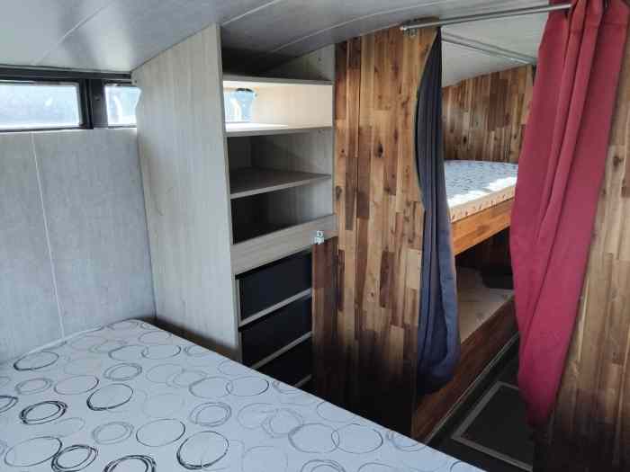 Bus aménagé en vasp 9 places 1