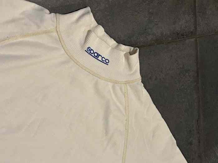 Cause arret sous vêtement sparco et omp 2